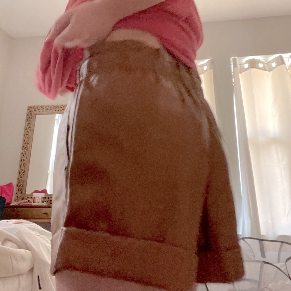 super cute leather shorts!!